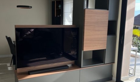 Conception et l'installation d'un meuble TV entièrement modulable à Epagny Metz-Tessy